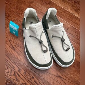 Reef Rambler Men’s Slip-ons - Cream and Green